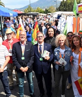 Imagen secundaria 2 - Las distintas candidaturas se reunieron con sus equipos para celebrar el fin de la campaña. 