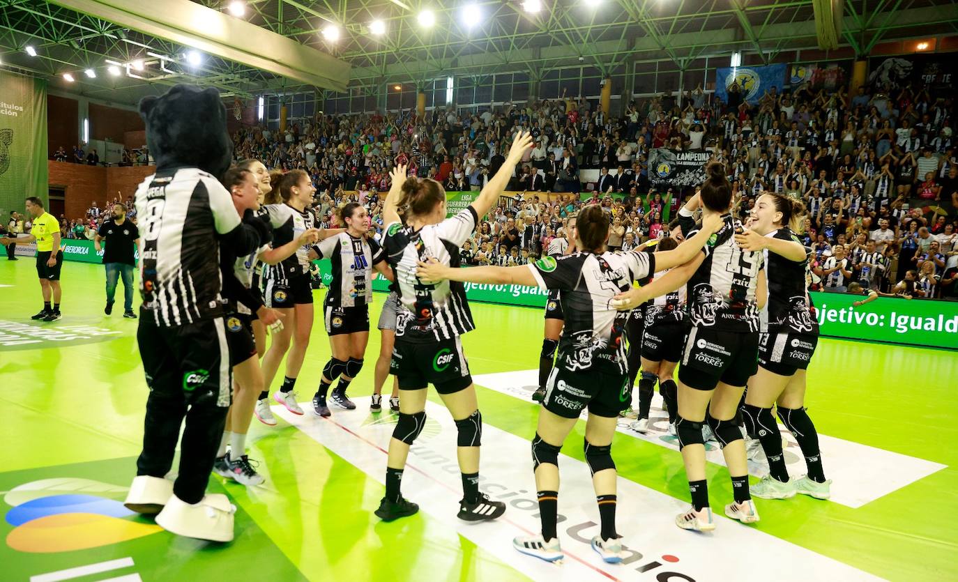 El Costa del Sol, campeón de Liga