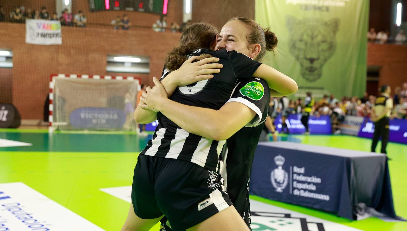 El Costa del Sol, campeón de Liga