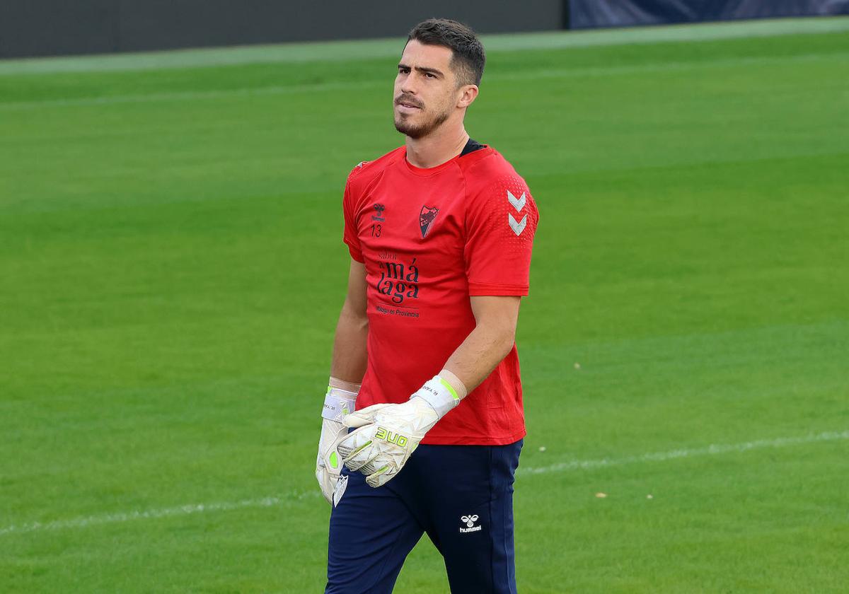 Rubén Yáñez, durante un entrenamiento de esta temporada con el Málaga.
