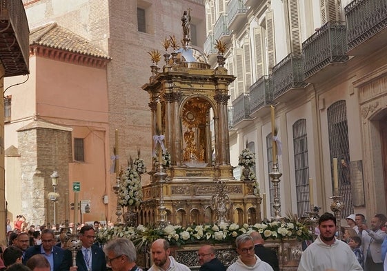 La custodia del Corpus Christi de Málaga, en la calle San Agustín.