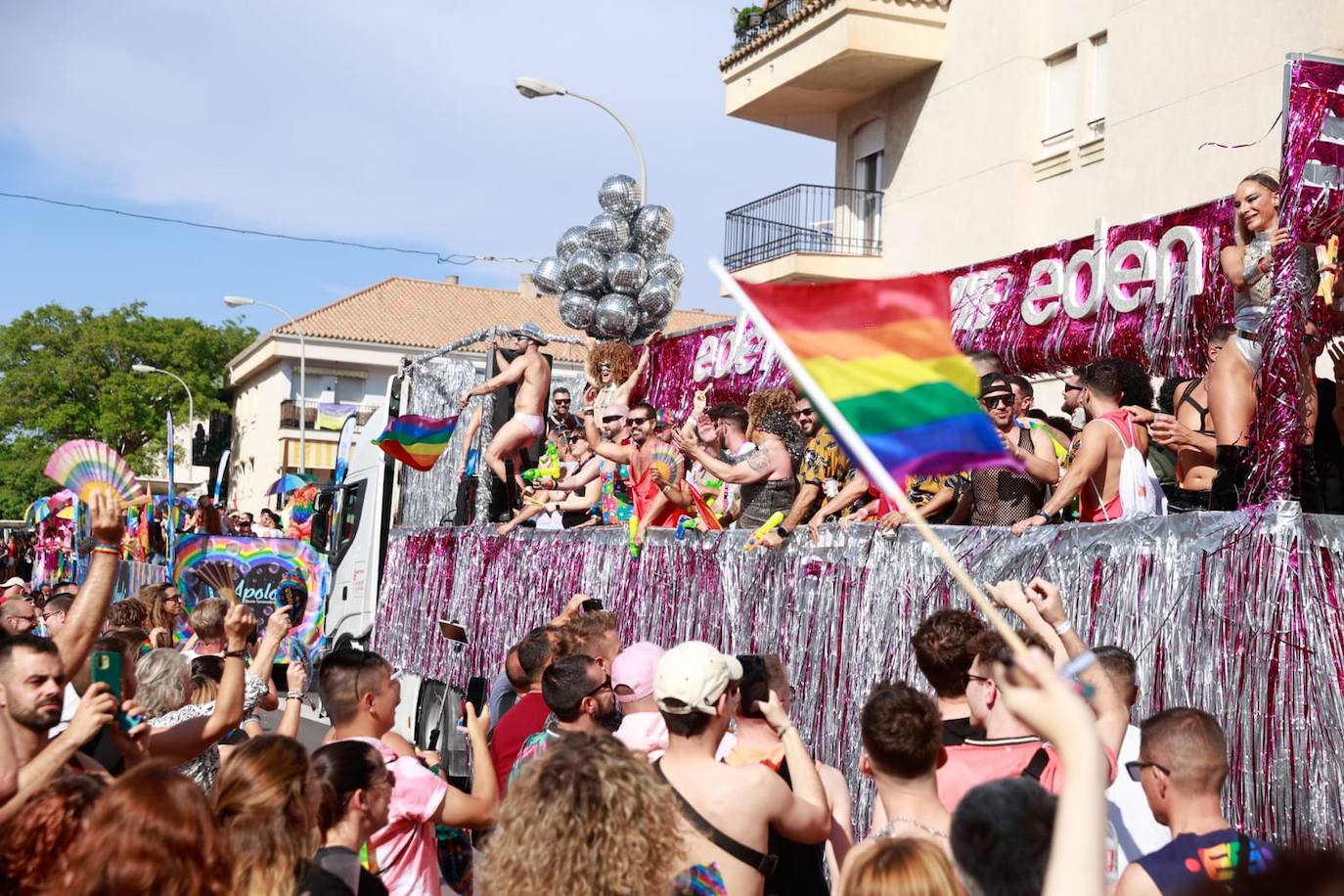 El desfile del Pride Torremolinos 2023, en imágenes