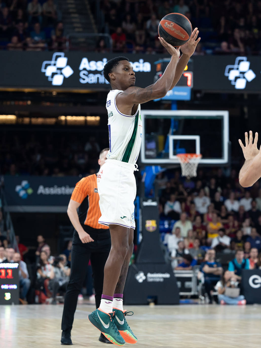 El primer encuentro de semifinales entre Barça y Unicaja, en imágenes