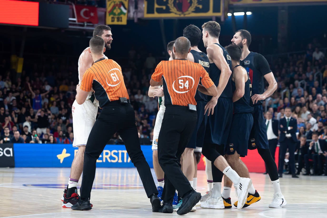 El primer encuentro de semifinales entre Barça y Unicaja, en imágenes