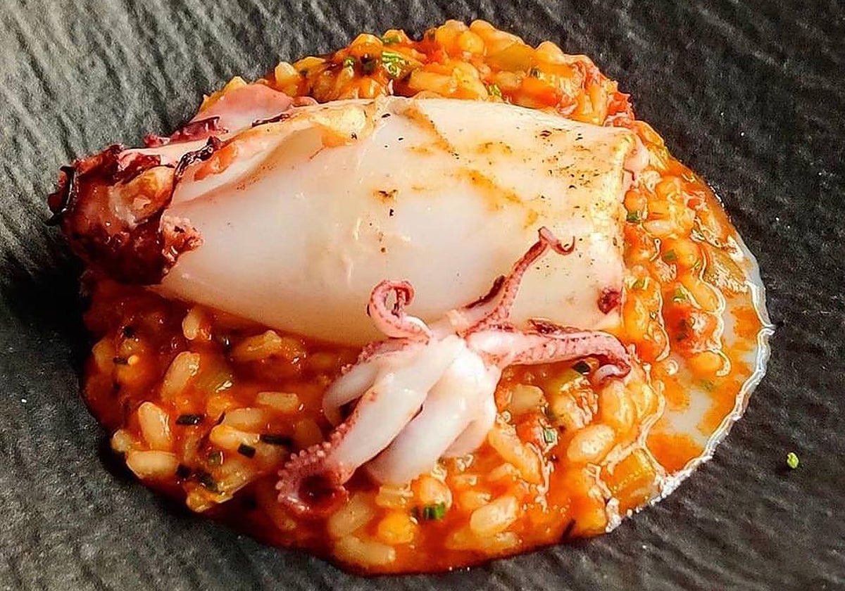 El risotto de La Antxoeta, con un jugoso contraste de sabores.
