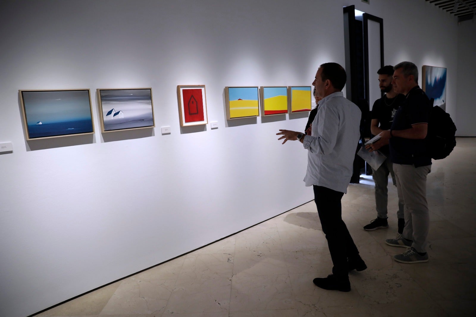 La exposición &#039;Lugares perdidos&#039;, de Manolo Castillo, en imágenes
