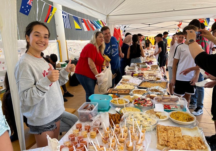 Imagen principal - El IES Mercedes Labrador, sobresaliente en multiculturalidad