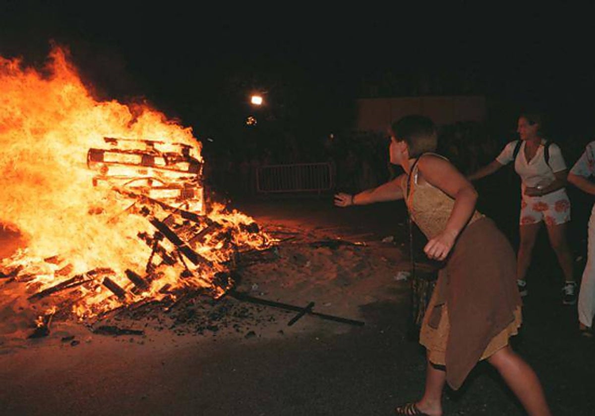 El Ayuntamiento de Marbella autoriza hogueras de San Juan en seis playas
