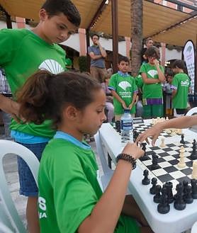 Imagen secundaria 2 - La IV Liga Escolar de Ajedrez Fundación Unicaja celebra su gran final con la participación de 240 alumnos
