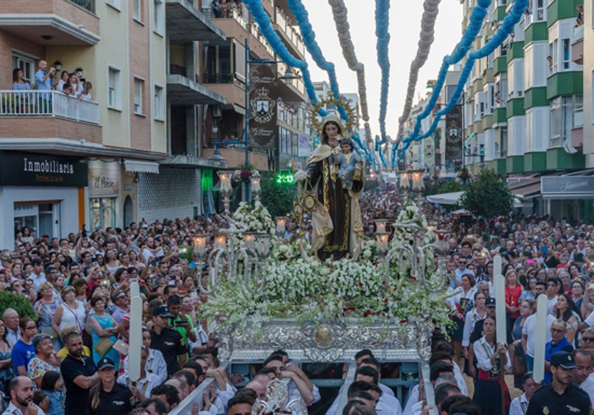 Imagen de archivo de la procesión de la Virgen del Carmen de Torre del Mar.