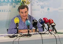 El portavoz municipal, Félix Romero, en rueda de prensa tras la Junta de Gobierno Local.