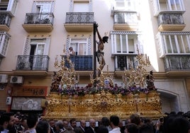 El Cristo de la Agonía, durante su salida procesional.