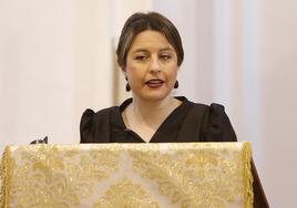 Desde hace nueve años, Elena ha venido protagonizando oraciones, carteles y pregones de cofradías.