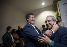 Ernesto Pimentel y José Ángel Narváez celebran los resultados de las elecciones de 2019.