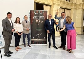 Gerardo Cuartero, Mariana Pineda, Juan Carlos Barrojo, los hermanos Miguel y Antonio Pino e Isabel Hurtado, esta mañana en la presentación del festival.