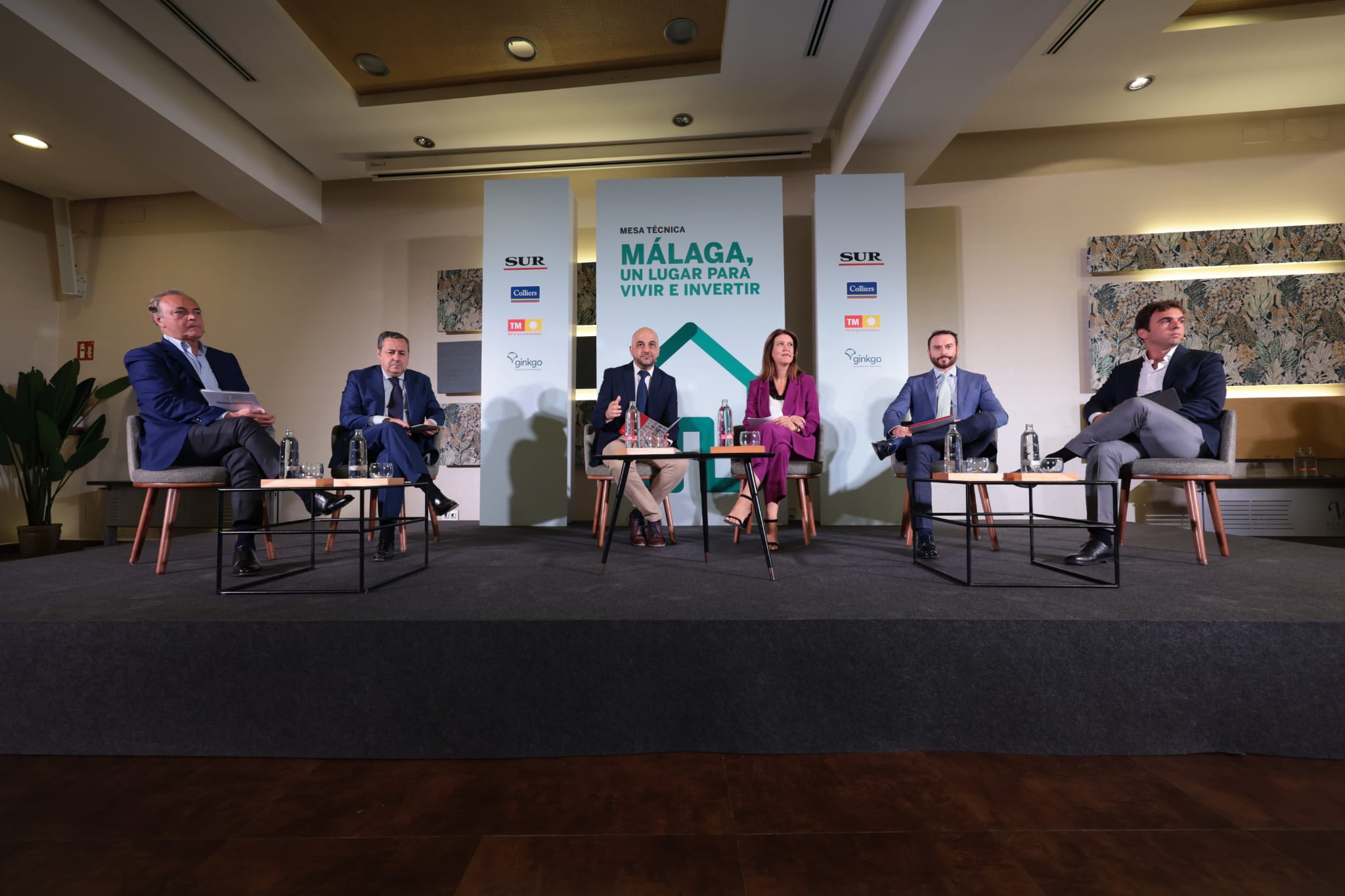 Antonio Truan, Íñigo Molina, Jesús Hinojosa, Carmen Casero, José Manuel Martín Rojo e Ignacio Peinado, durante el desarrollo de la mesa técnica.