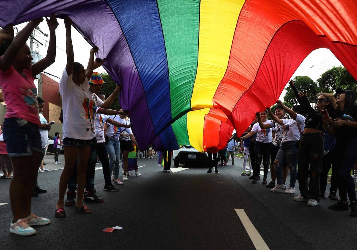 El discurso LGTBIfóbico crece en redes sociales mientras se pierden apoyos