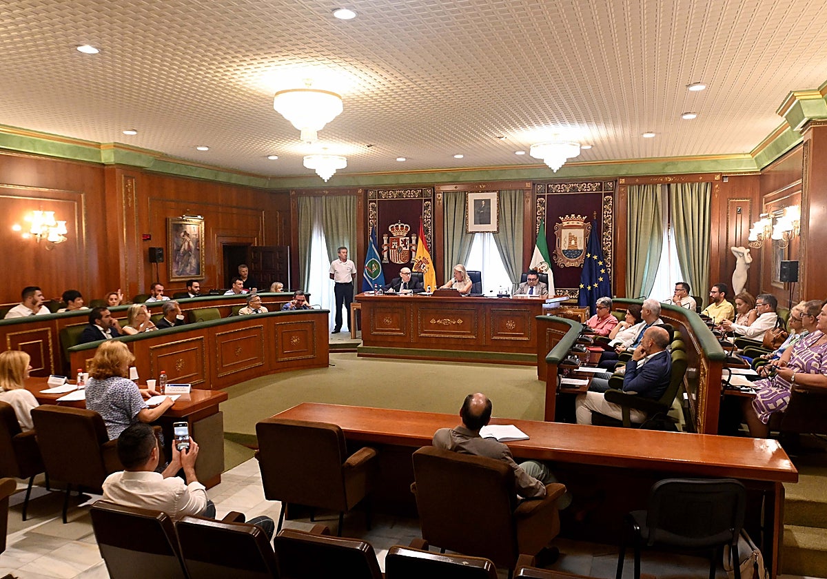 Pleno de Marbella.