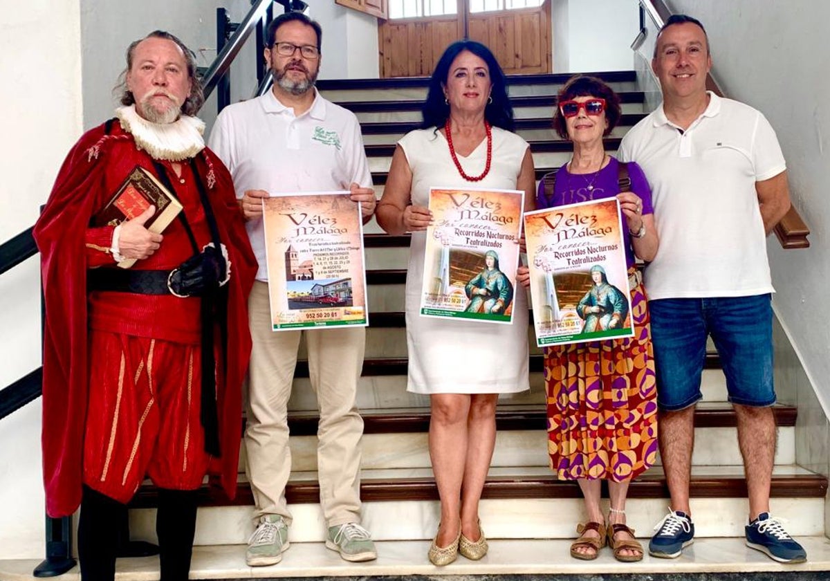 Acto de presentación de la iniciativa de las rutas teatralizadas en Vélez-Málaga.