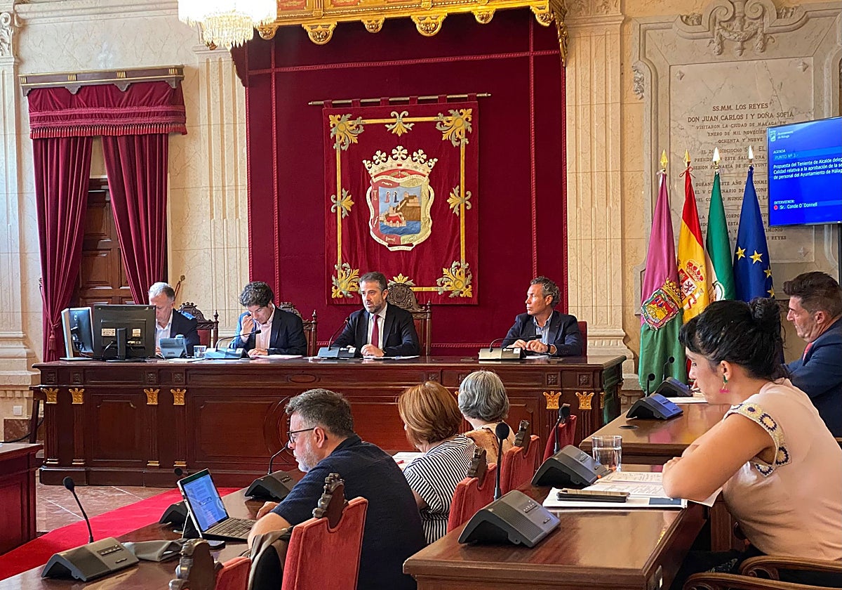 La comisión de Economía, la primera comisión del mandato municipal, ayer.