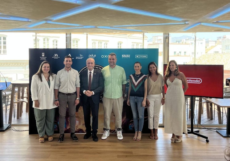 Representantes institucionales y organización de Gamepolis, esta mañana en la presentación.