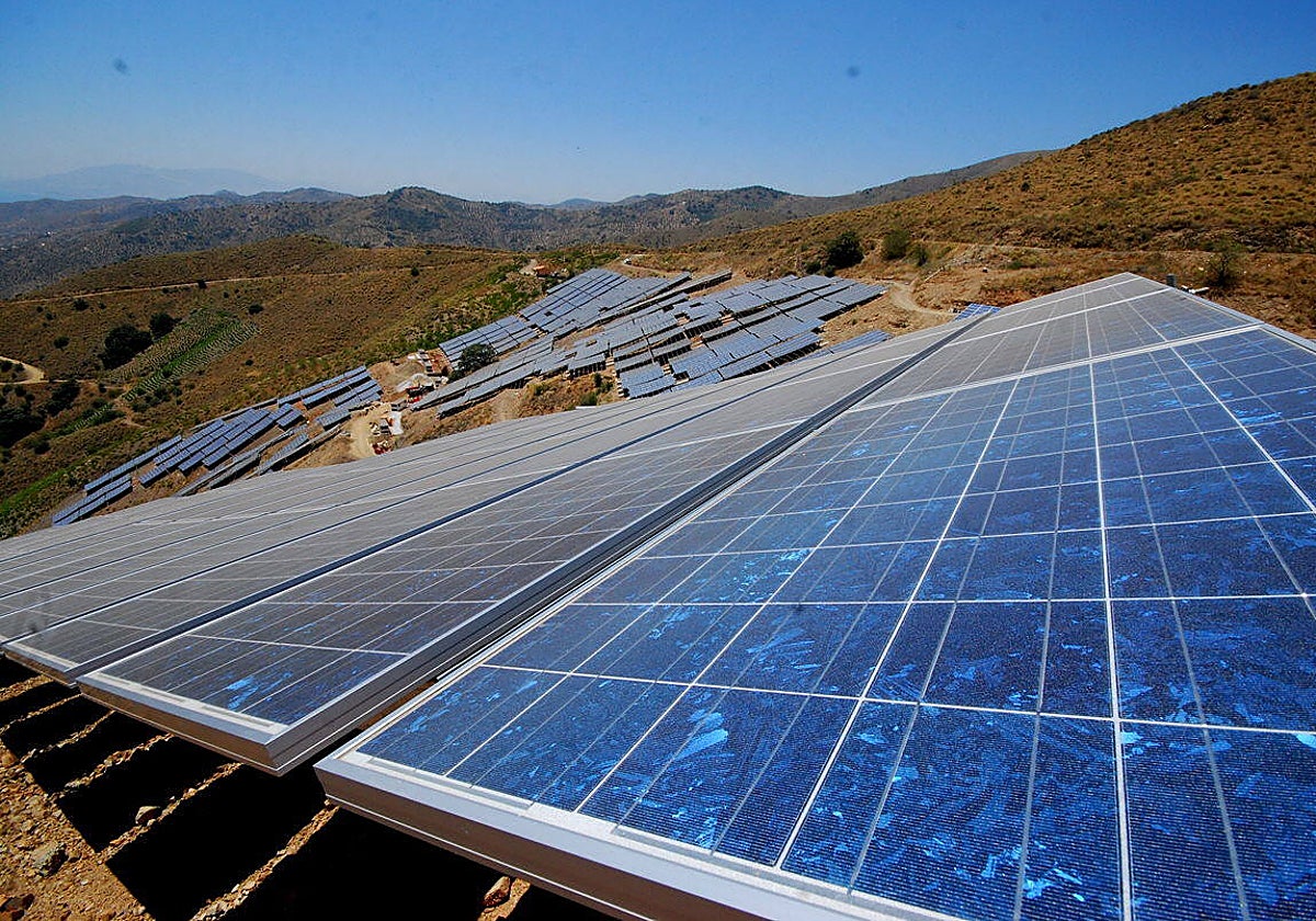 Un megaparque de placas solares.