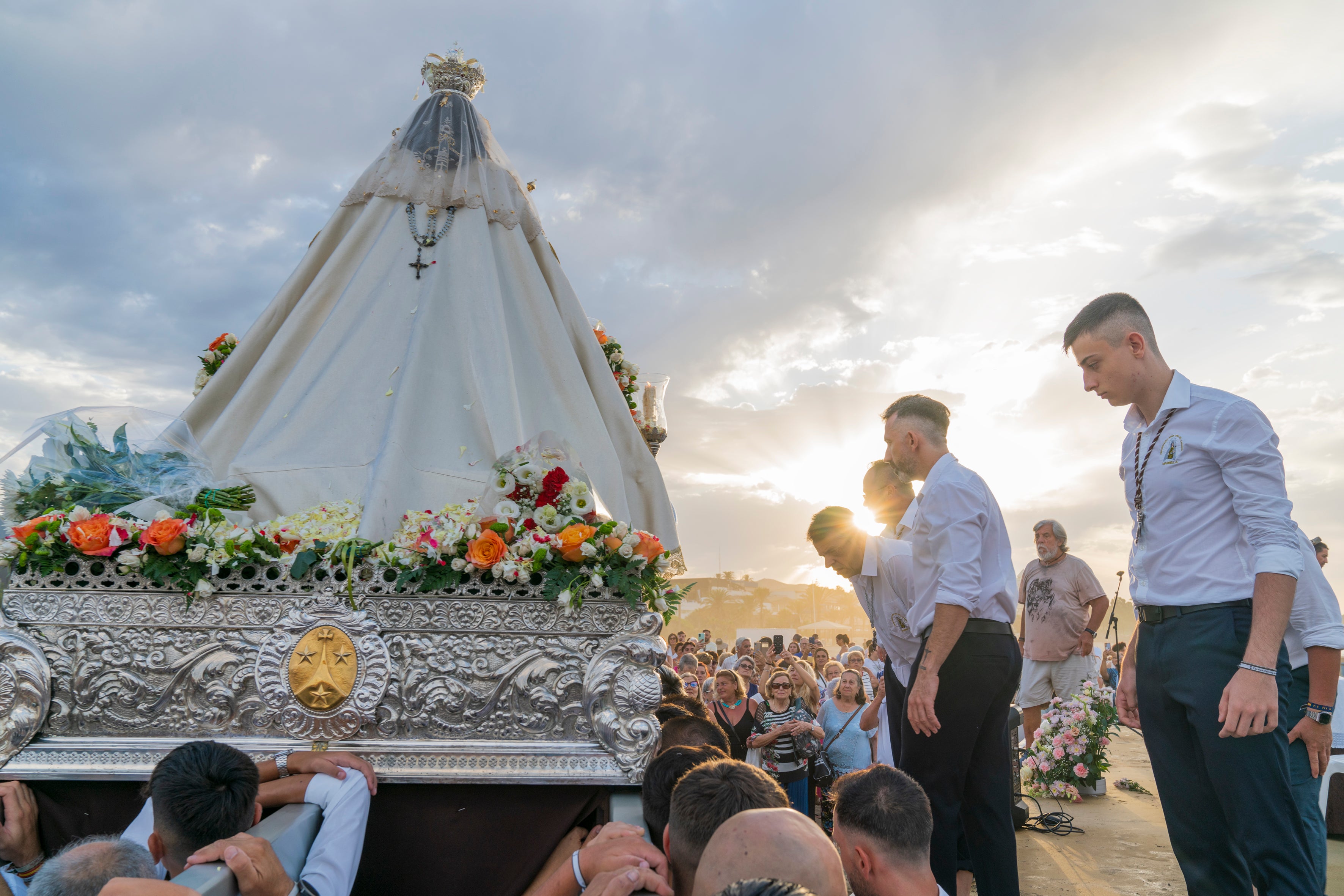 Rosario de la aurora y procesión de la Virgen del Carmen en Marbella