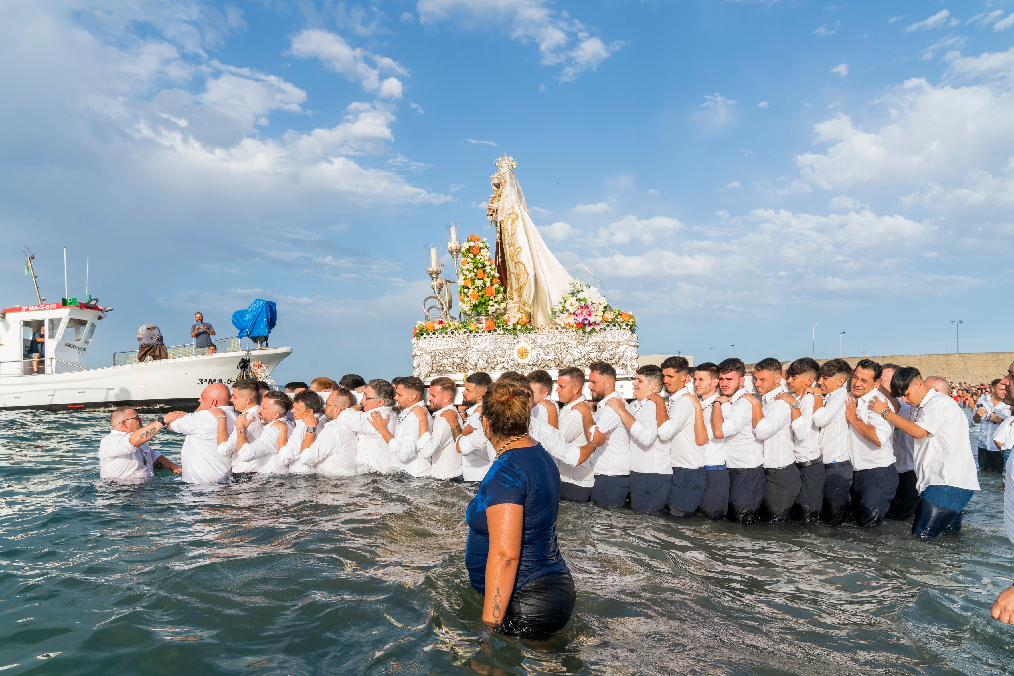 Rosario de la aurora y procesión de la Virgen del Carmen en Marbella