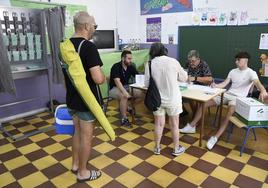 Imagen de archivo de un colegio electoral en Almería.