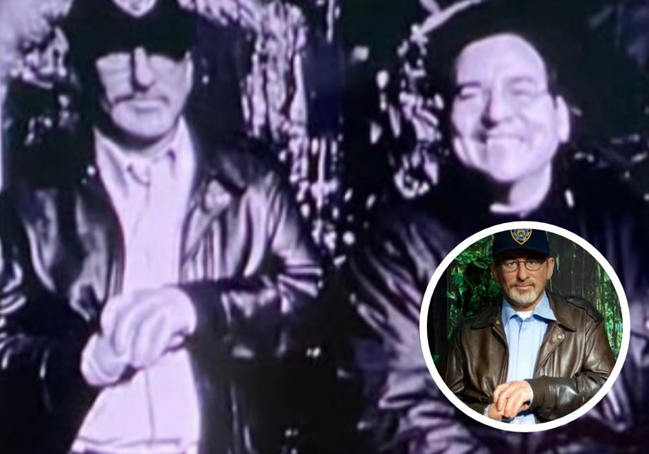 Pat Andrew (izquierda) usaba esta foto borrosa y en blanco y negro con Spielberg, aunque en realidad era la figura de cera del director en el Madame Tussauds de Londres (en el círculo).