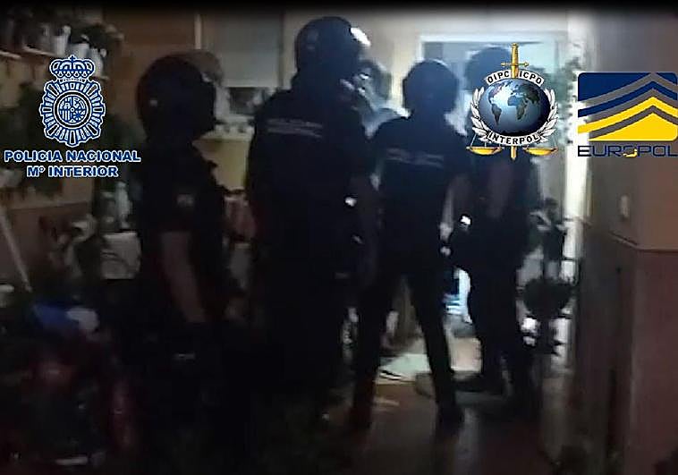 Cae una red criminal transnacional con rama en Málaga que traficaba con ciudadanos cubanos