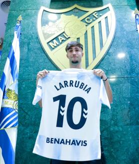 Imagen secundaria 2 - El Málaga presume de cantera con Larrubia, Dani Lorenzo, Kevin y Roberto