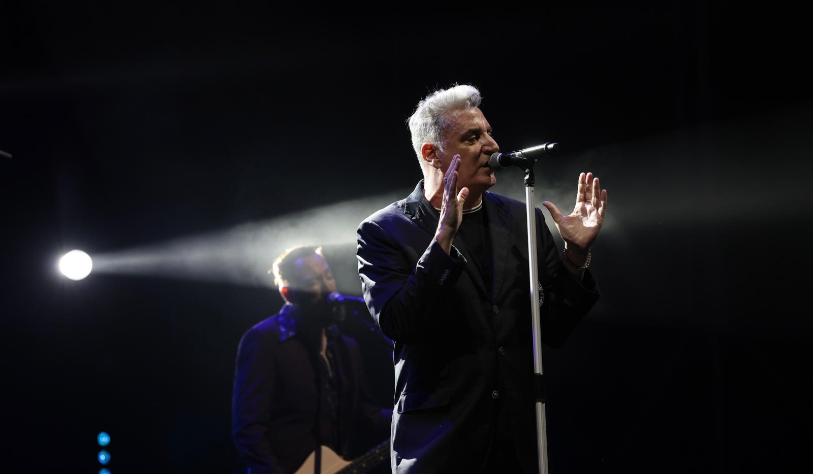 Loquillo reivindica el rock en su concierto en La Malagueta