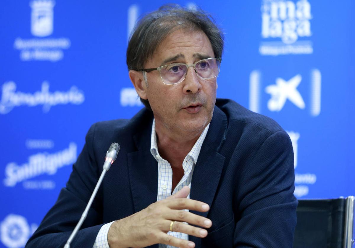 El director deportivo del Málaga, Loren Juarros, en una comparecencia reciente.