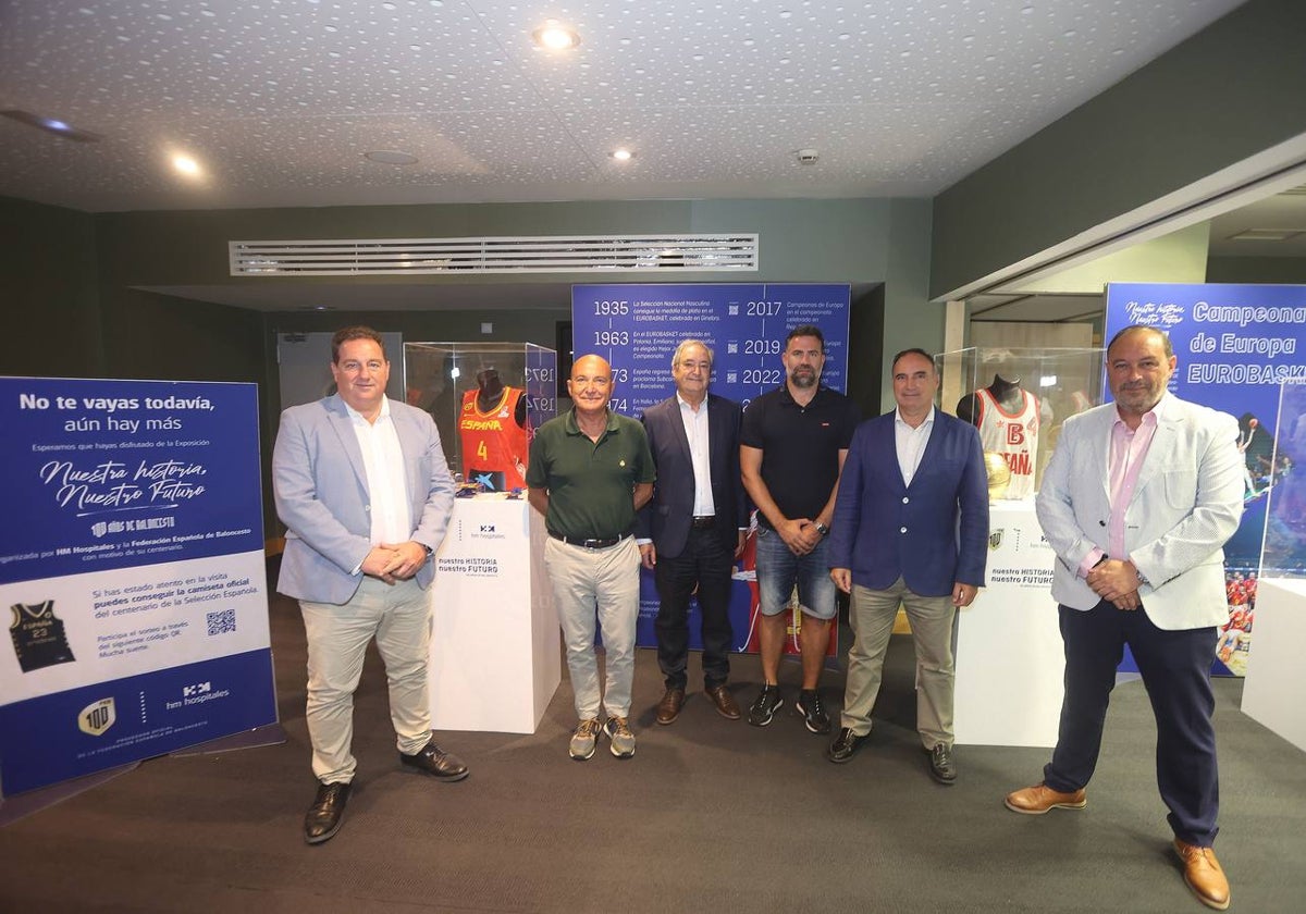 La Exposición del Centenario de la Federación Española de Baloncesto llega al Hospital HM Málaga