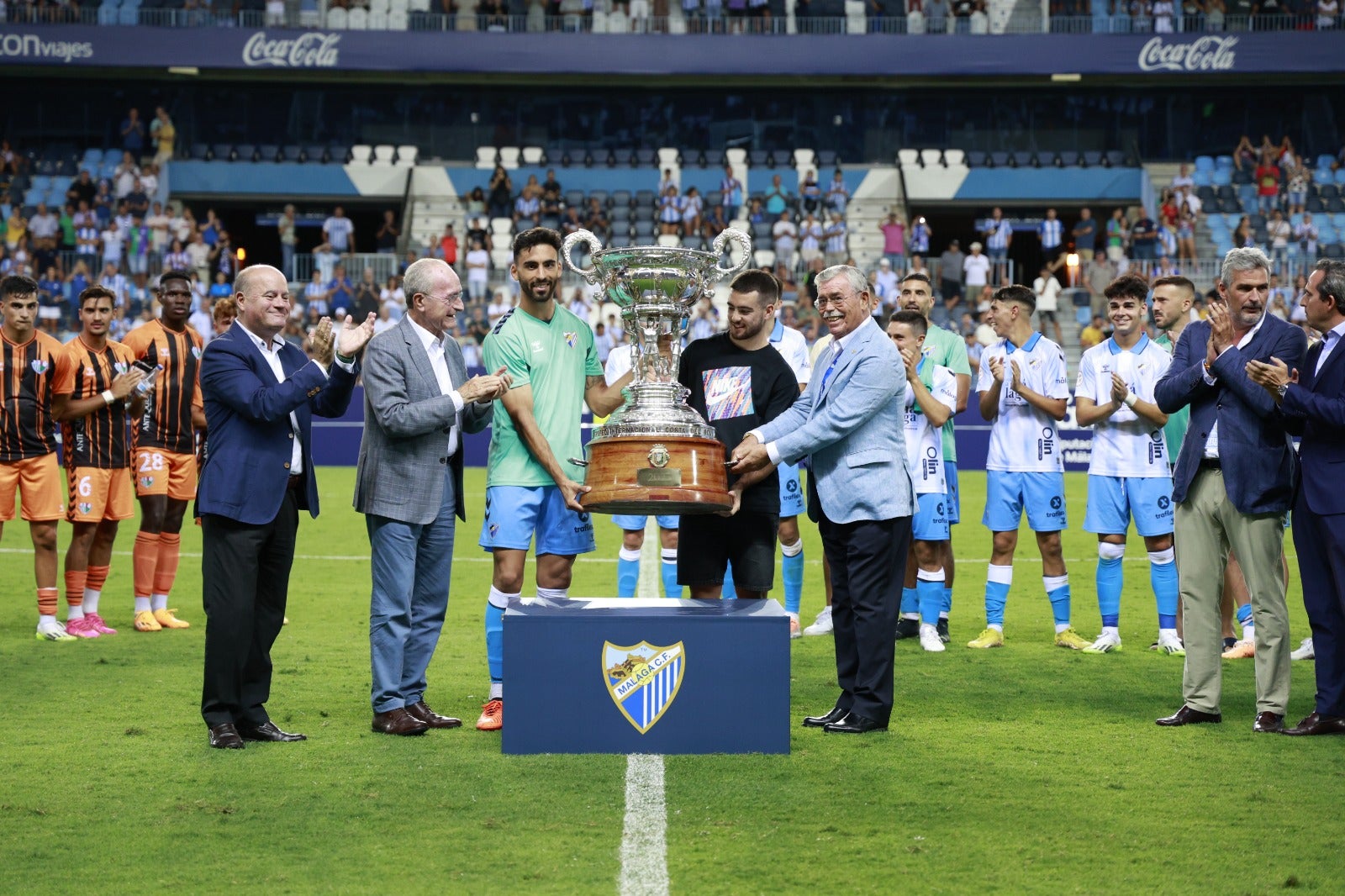 El Málaga y el Antequera disputan el Trofeo Costa del Sol