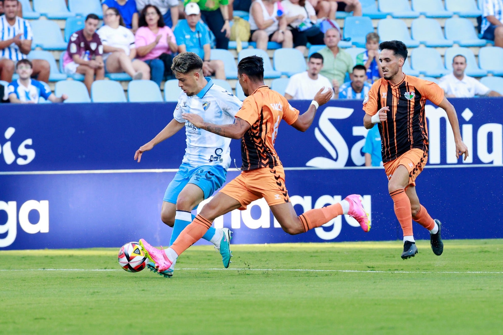 El Málaga y el Antequera disputan el Trofeo Costa del Sol
