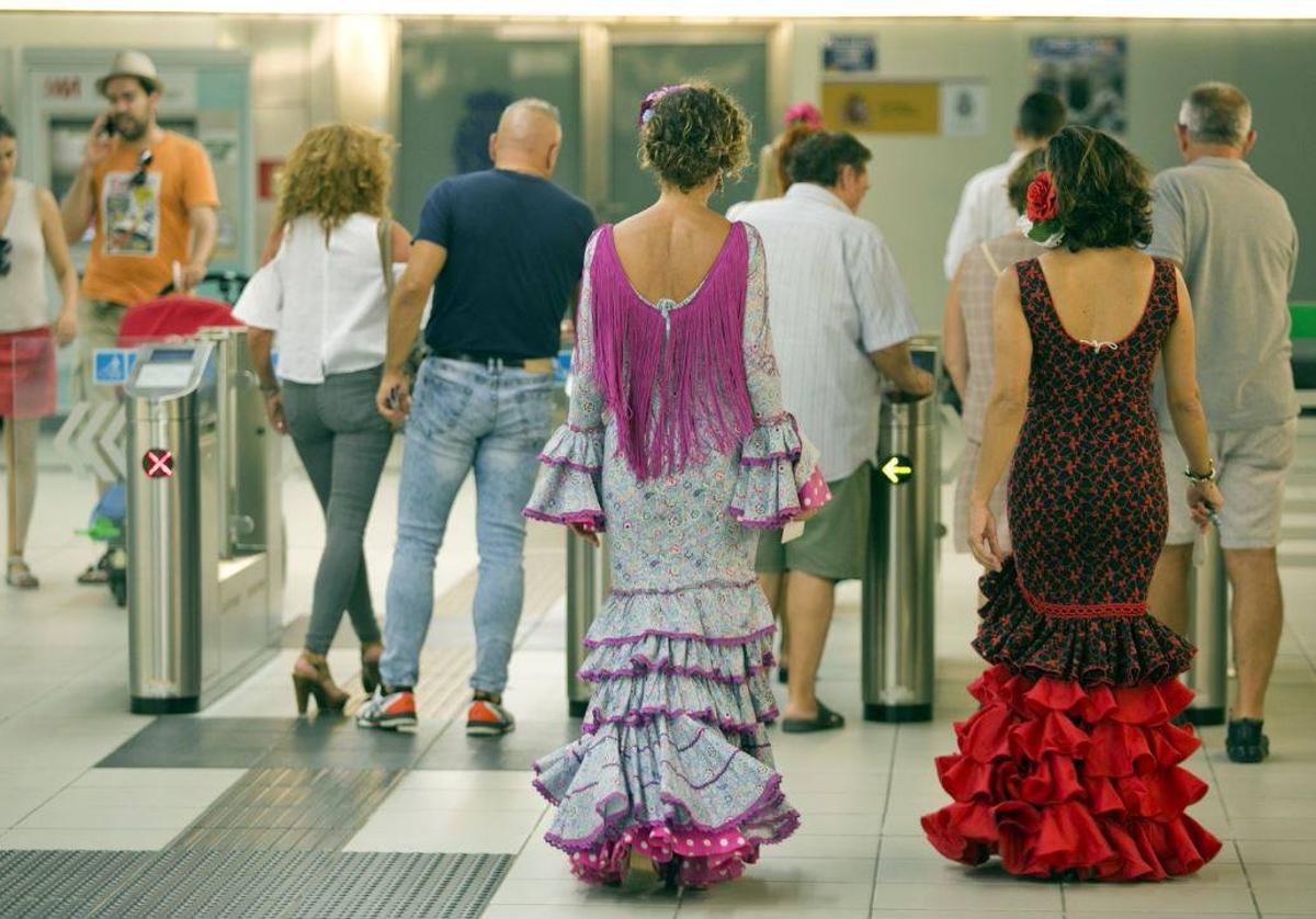 El metro amplía sus horarios y mejora sus intervalos de paso durante la Feria de Málaga