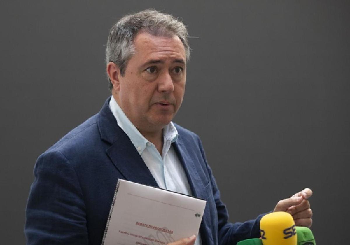 Juan Espadas pide convocar la Diputación Permanente del Parlamento para abordar los últimos casos de violencia machista