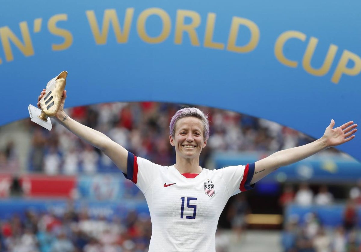 Megan Rapinoe con su Bota de Oro.