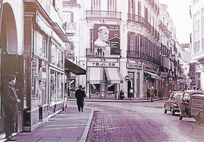 Así era el final de la calle Calderería en 1964.