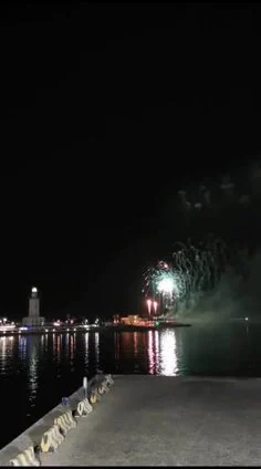 Espectáculo de fuegos artificiales para inaugurar la Feria de Málaga 2023