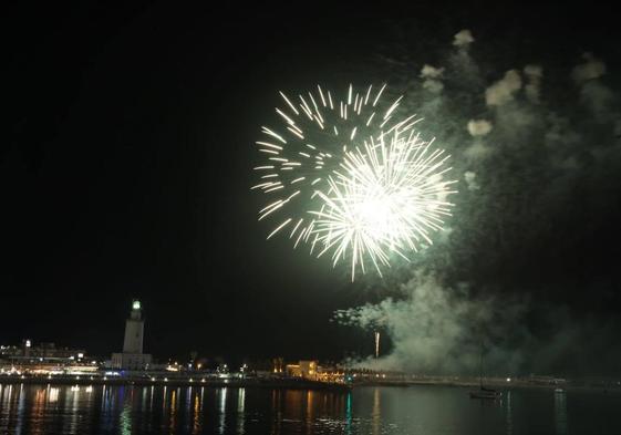 Un espectáculo de drones y fuegos artificiales abre hoy una Feria de Málaga que se prevé multitudinaria