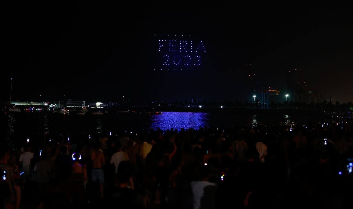 Un espectáculo de drones y los fuegos artificiales abren la Feria de Málaga 2023