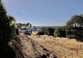 Aspecto del tramo de la playa de Las Chapas, hoy por la mañana.