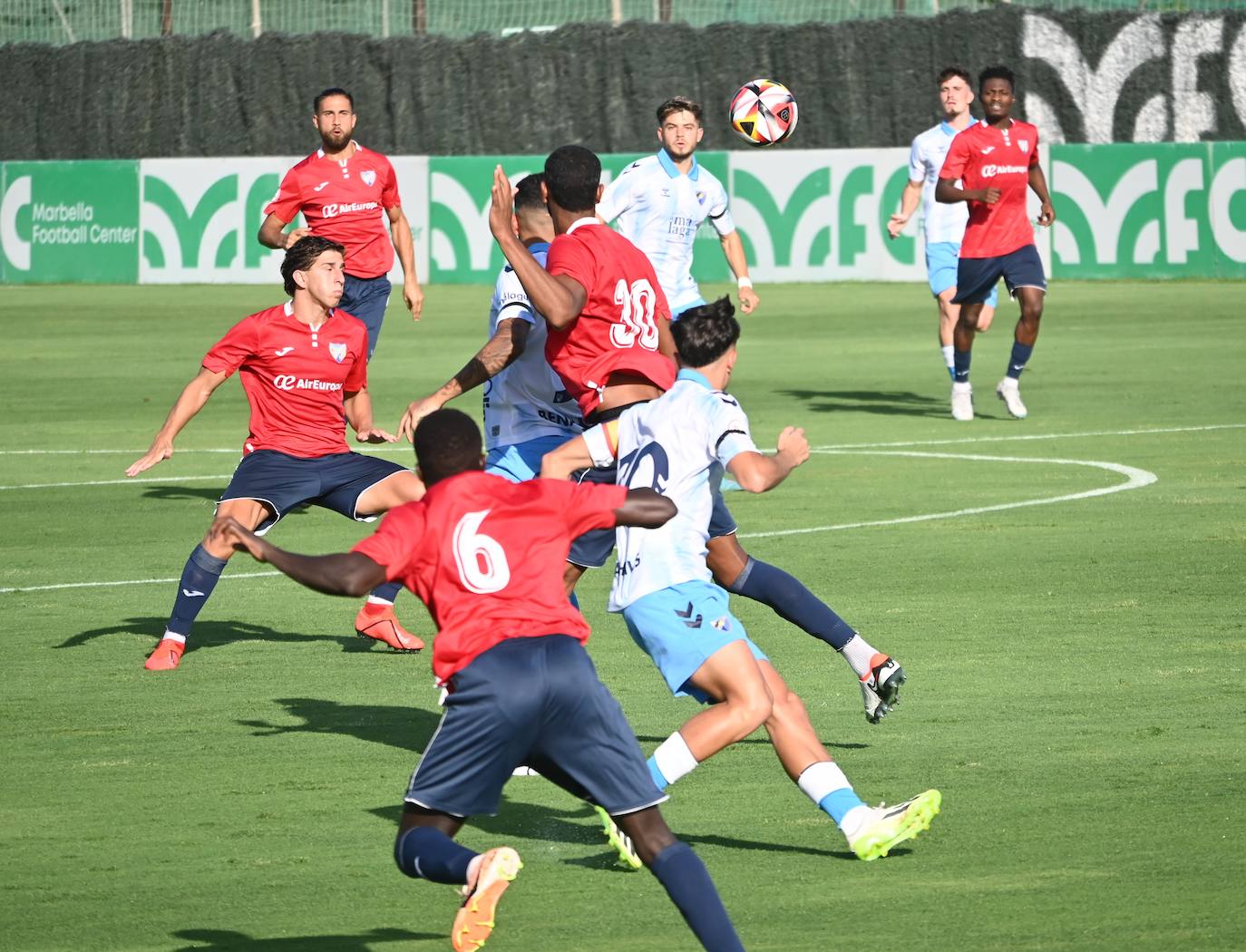 El Málaga-Estepona de pretemporada, en fotos