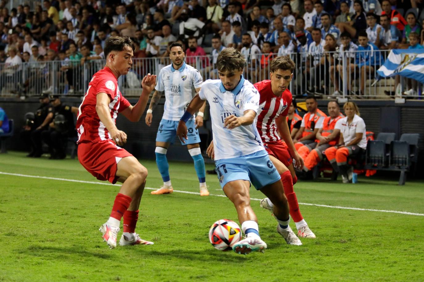 El Málaga- Atlético de Madrid B, en imágenes