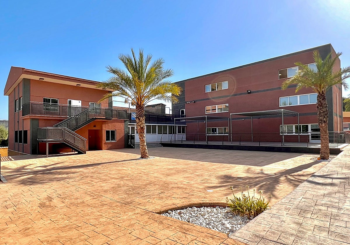 El colegio Rivas Luna, ubicado en Valencia.