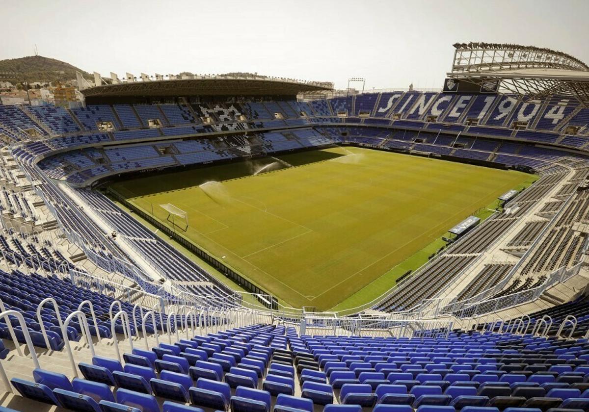 Panorámica del estadio de La Rosaleda, donde juega sus partidos como local el Málaga.