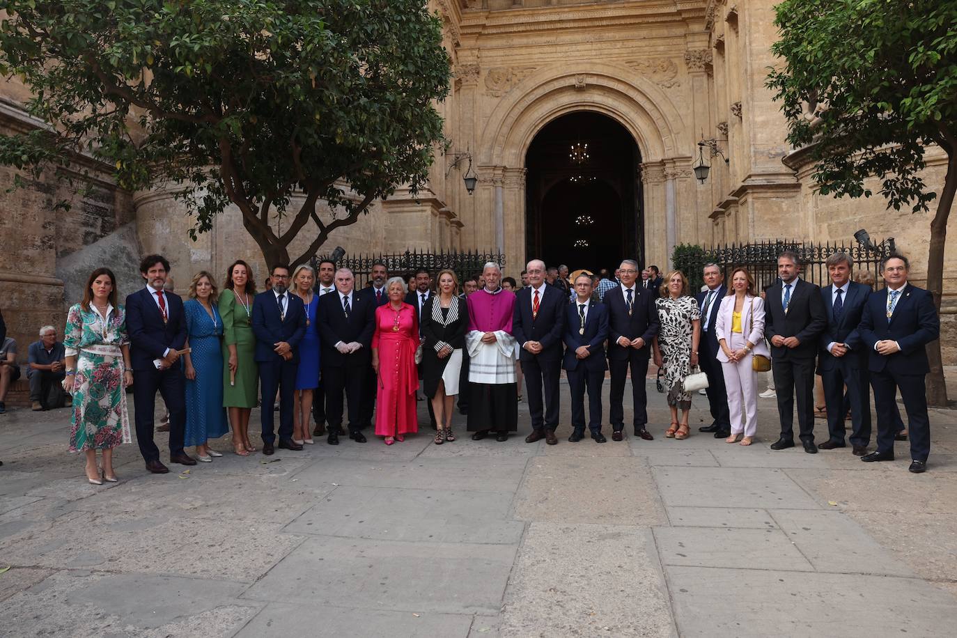 La ofrenda floral a la Virgen de la Victoria en Málaga en imágenes